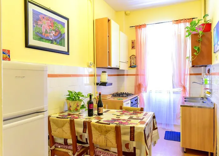 Casa Vacanza Frendy - Free Airport Transportation On Arrival If You Book An Apartment Of Minimum 3 Nights And 6 People