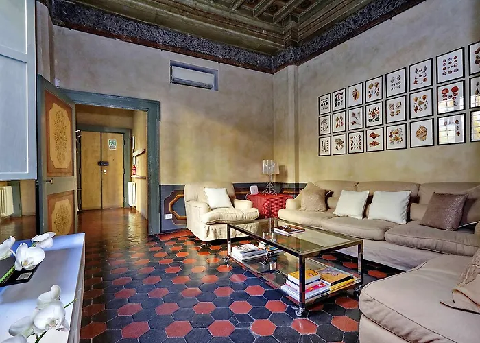 Valadier Historic Residence | Romeloft