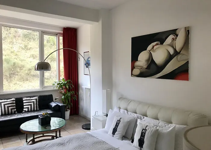 Gallery Guesthouse