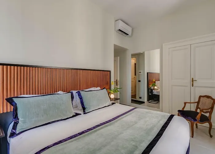 Adrianus Hotel
