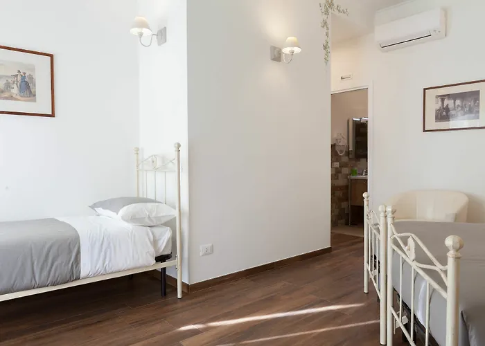 Donna Margherita Rome Suite & Rooms
