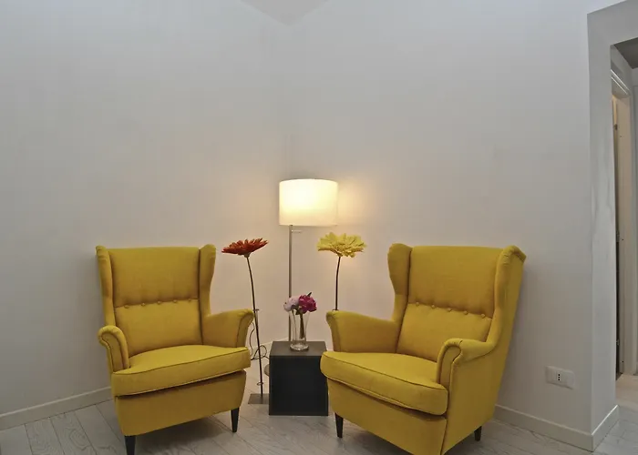 House & The City - Vatican Apartments