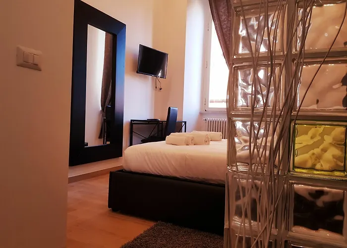 Cairoli Rooms