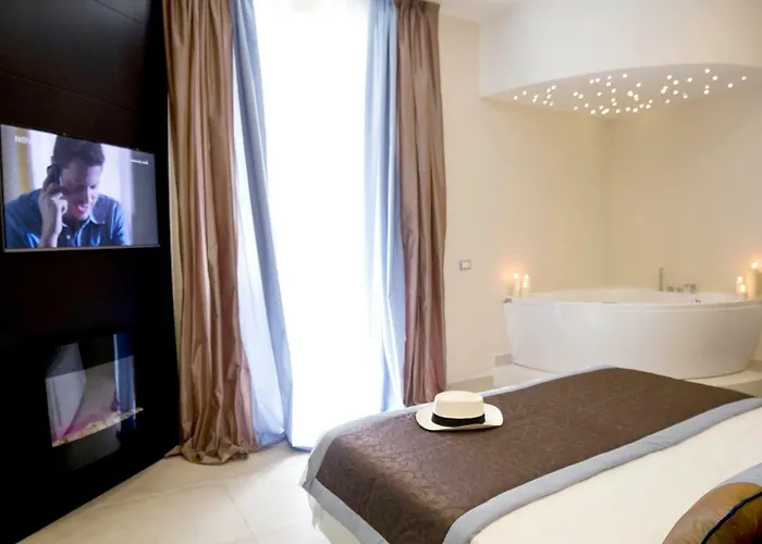 Roman Holidays Boutique Hotel