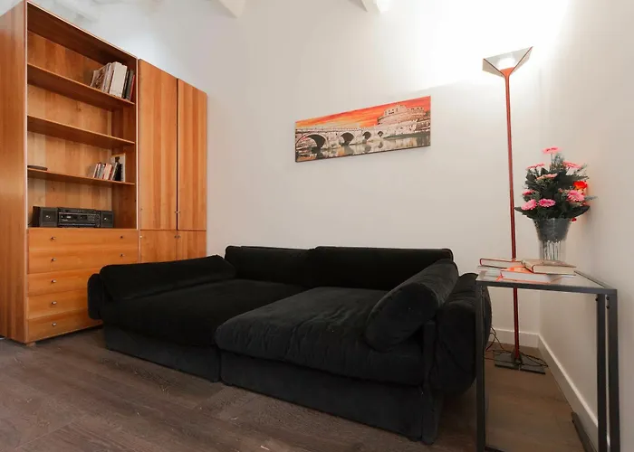 Borgo Pio Vatican Apartment