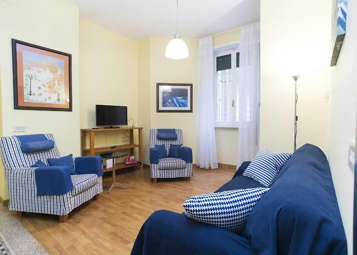 Apartment In Piazza Bologna