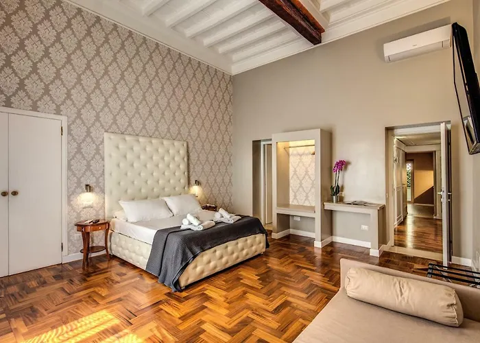 The Spanish Steps Apartment 67