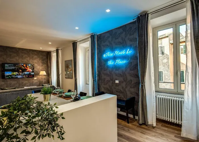 Lovely Rome Apartments - Historic City Center