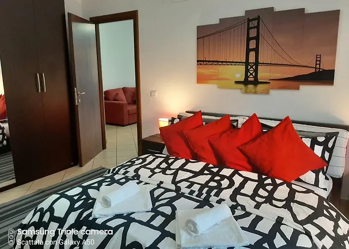 Hillary E Vale Room