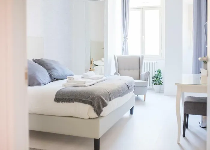 White Fanti Apartment