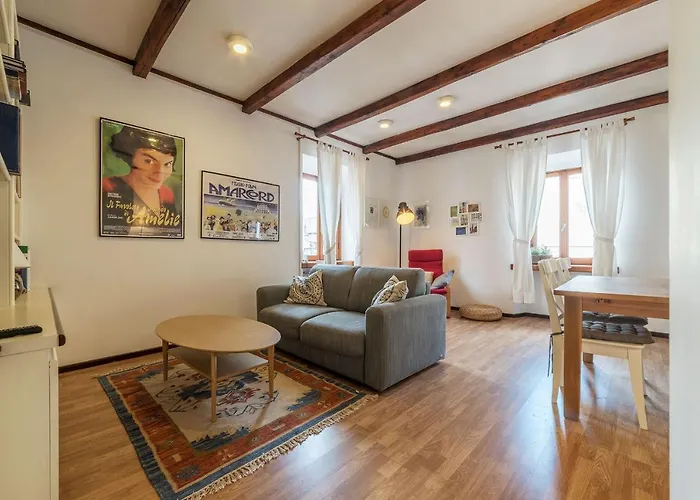 Colosseo Modern Apartment