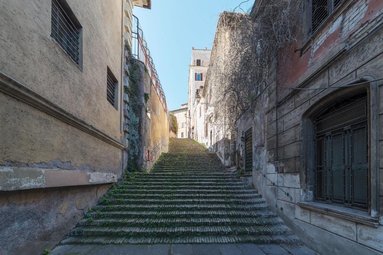Appartamento Domus Claudiae - Fromhometorome *