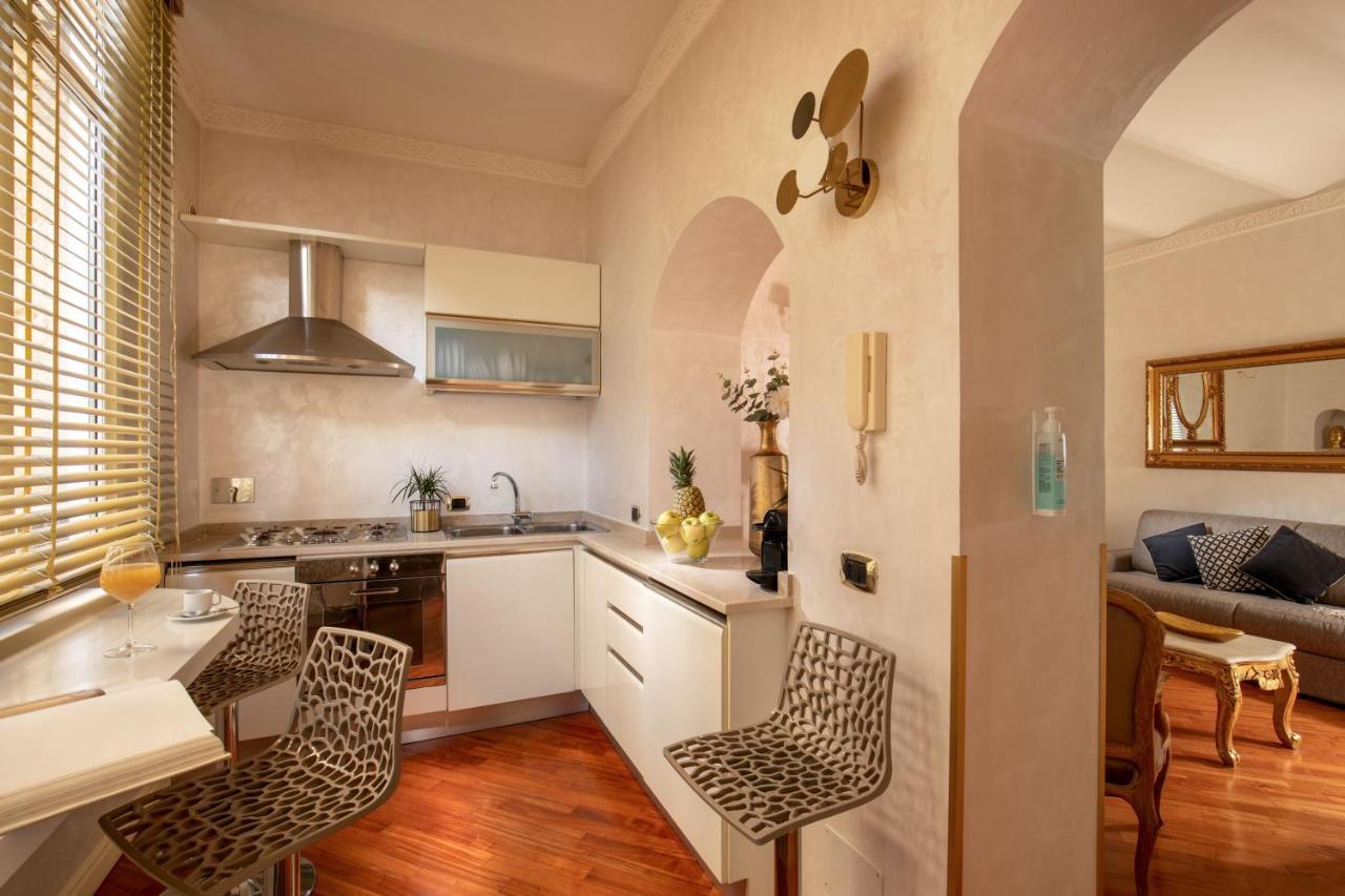 Apartment Condotti Corner Piazza Di Spagna