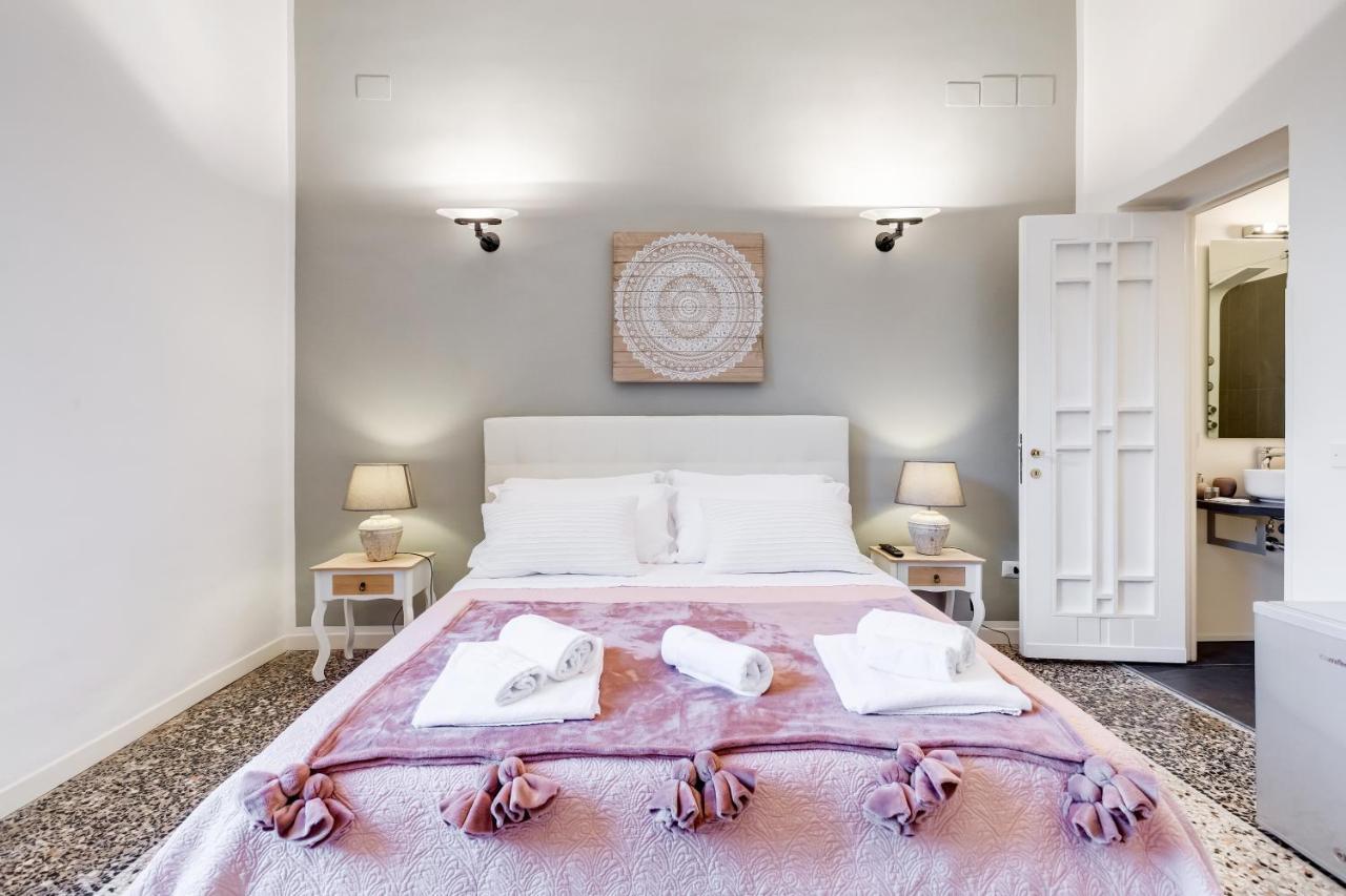 Monti Luxury