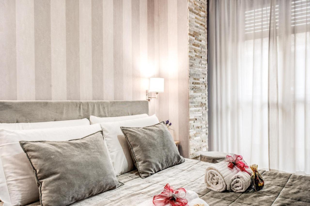 Santamaria 3* Rome