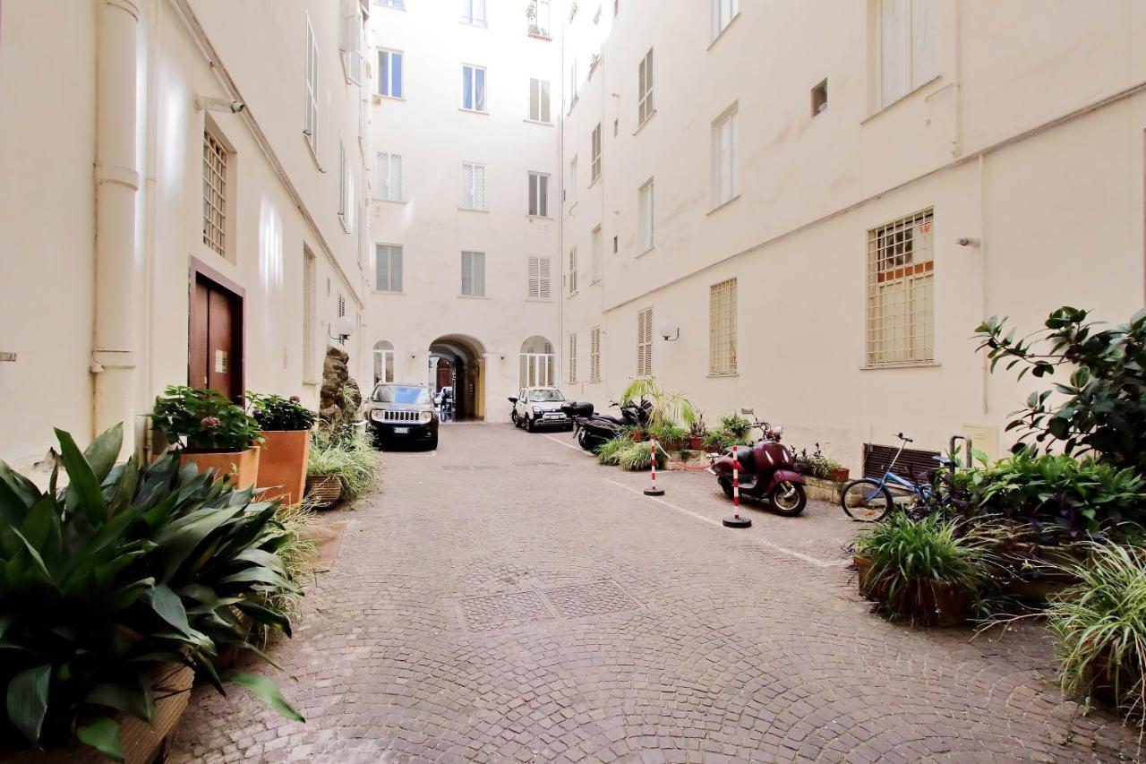Via Cola Di Rienzo 285 Apartment