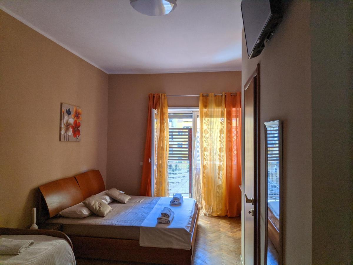 Gina Trastevere