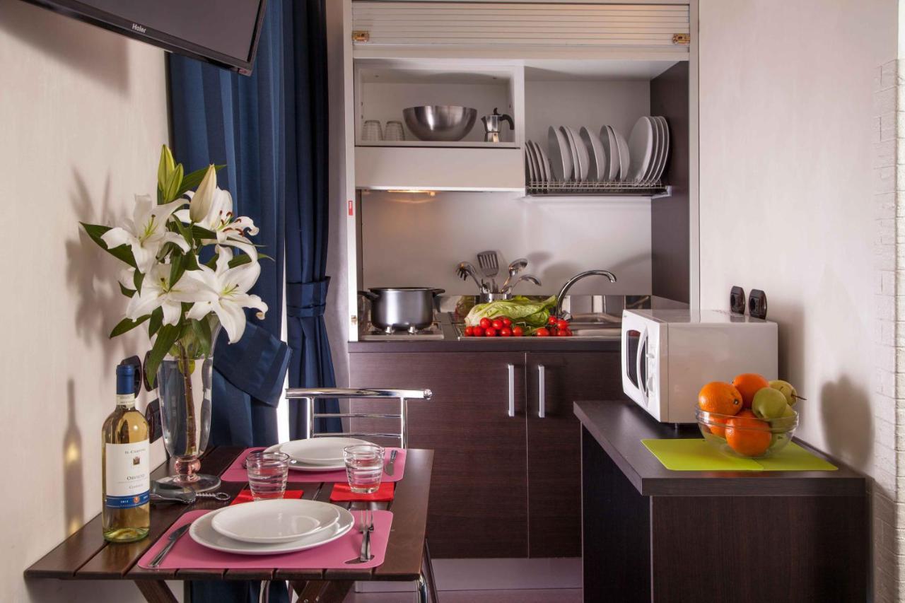 Residenza Doro- 24x7 Check-in 2*