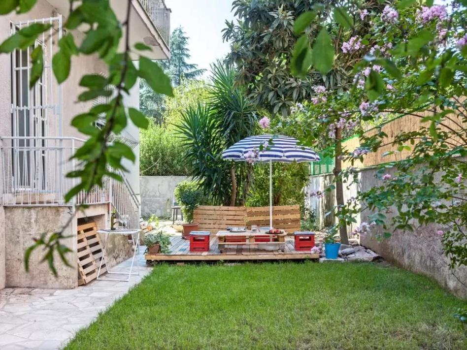 Couette-café Clochart Rome