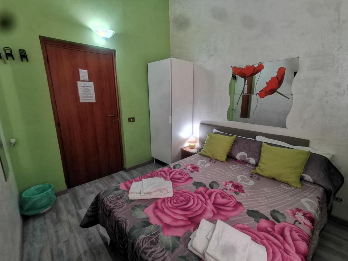 Hostel Holidays Rome