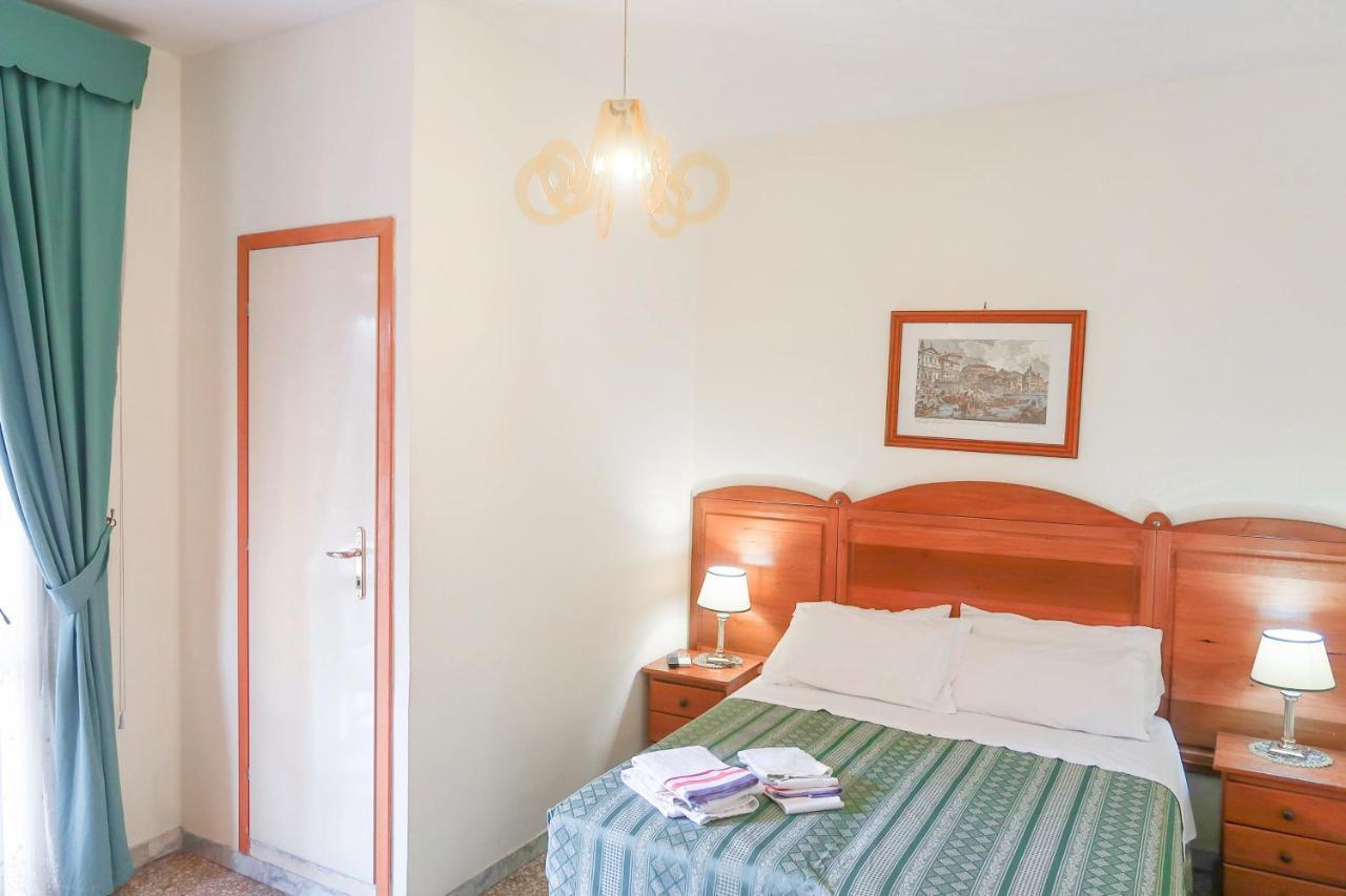 Couette-café The Condottieri 3*