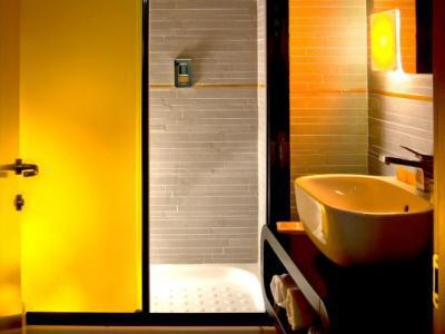 Orange Hotel 4*