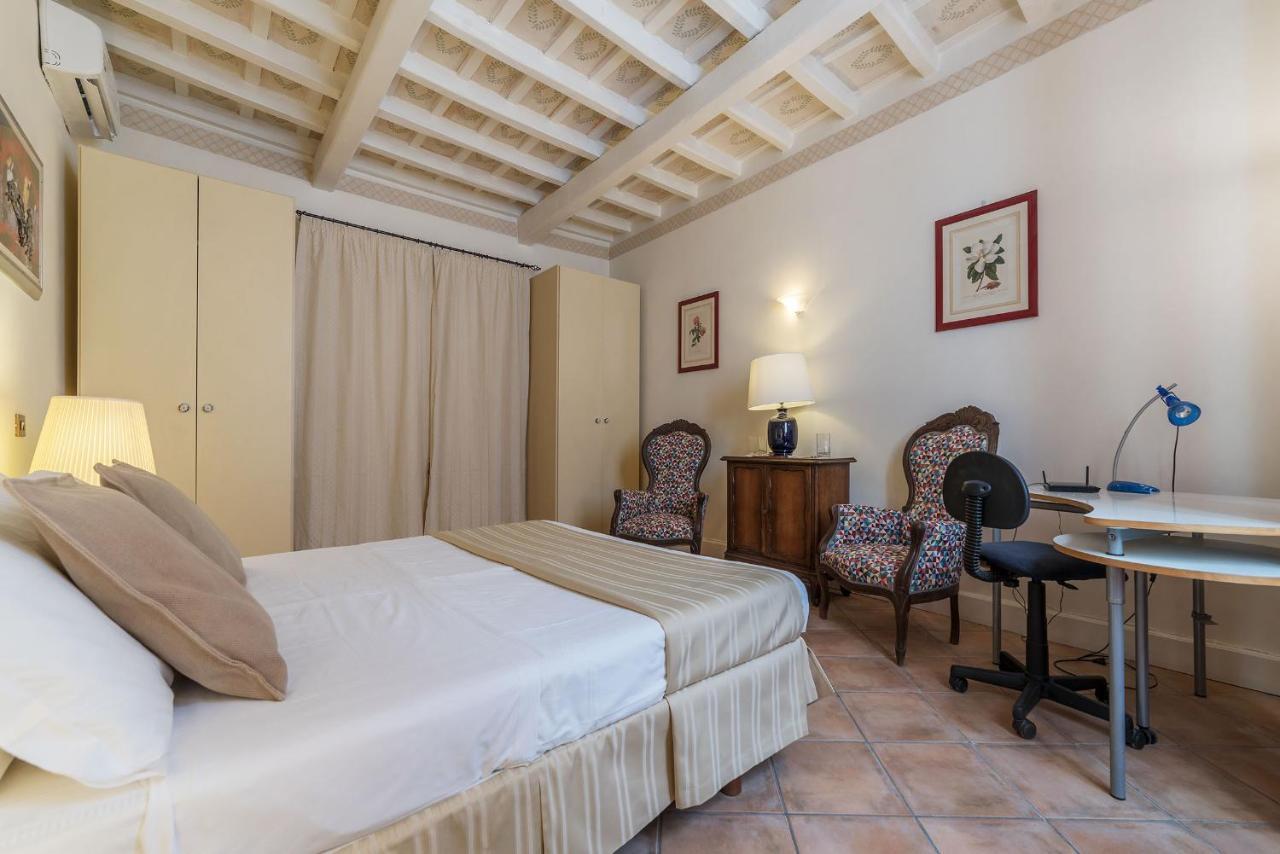 Apartment Fontanella Borghese - Fromhometorome