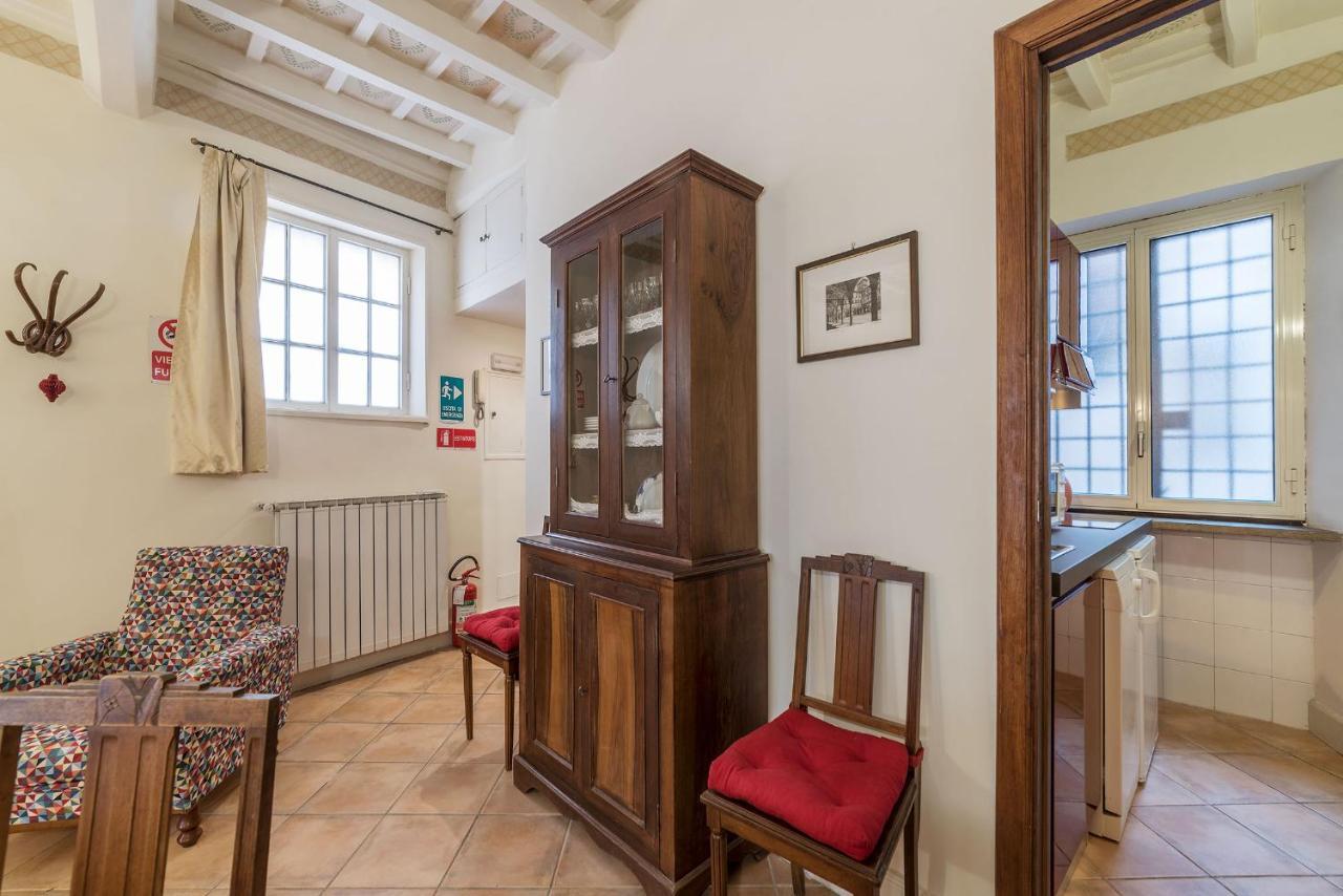 Apartment Fontanella Borghese - Fromhometorome