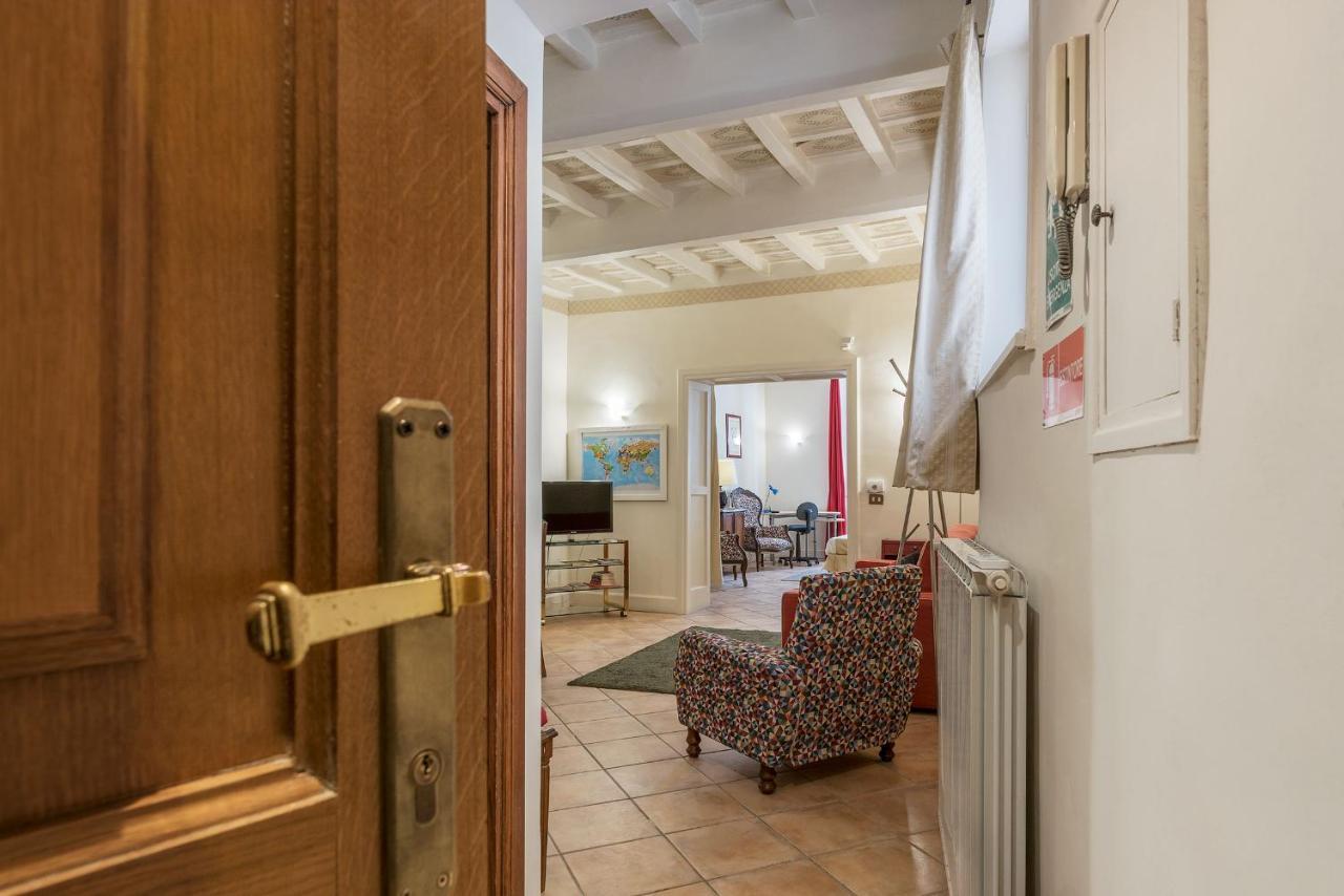 Apartment Fontanella Borghese - Fromhometorome
