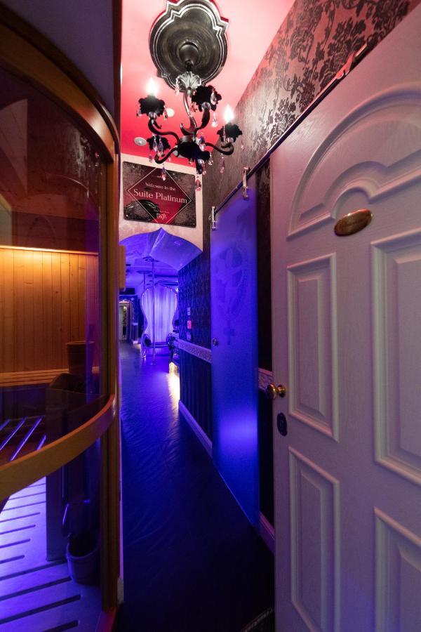 Erossuite Guest house 2*