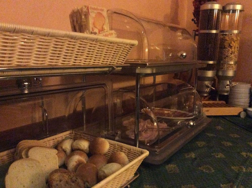 Giorgi Hotel 3*
