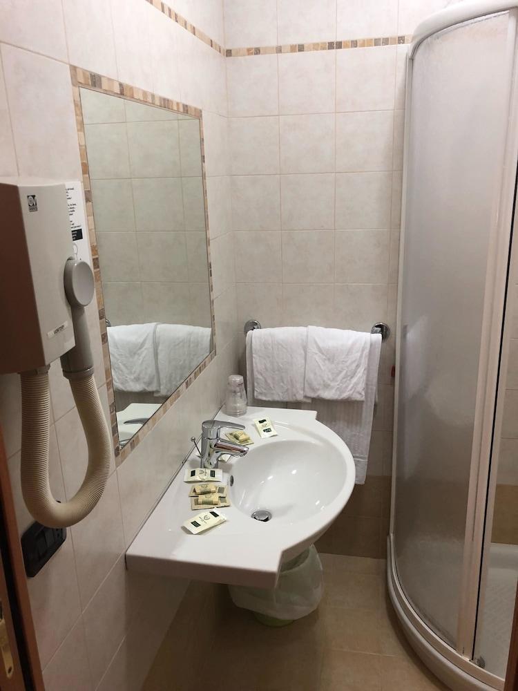 Hotel Mariano Roma
