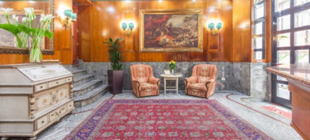 Madison Hotel 3*