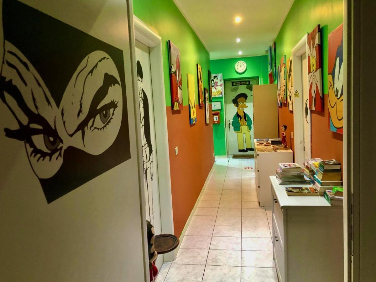Casa de hóspedes Comics 2*