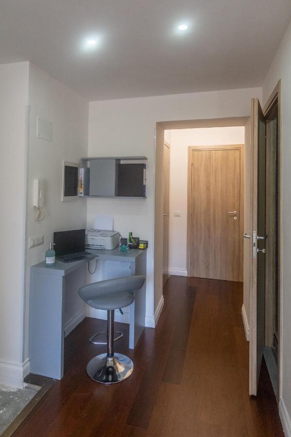 Guest house Shine House 3*