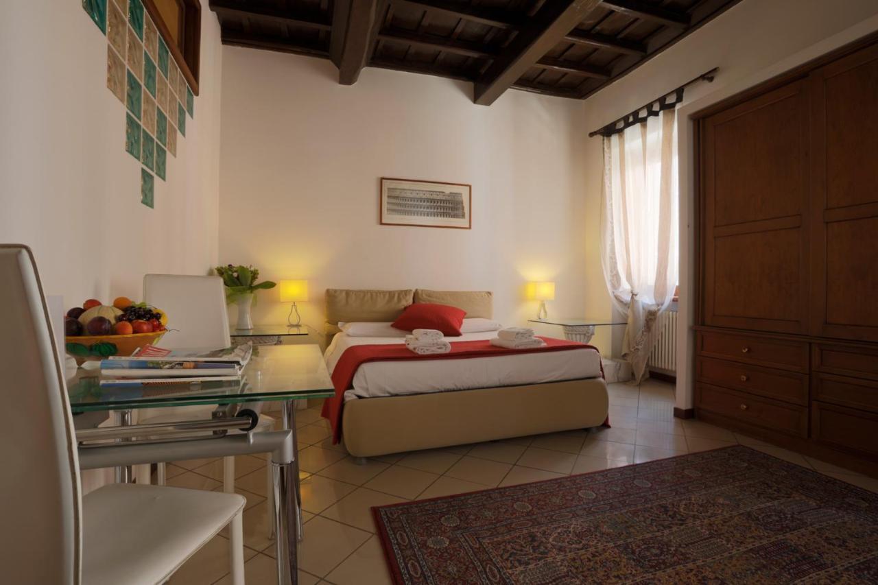 Borgo Pio 91 2* Rome