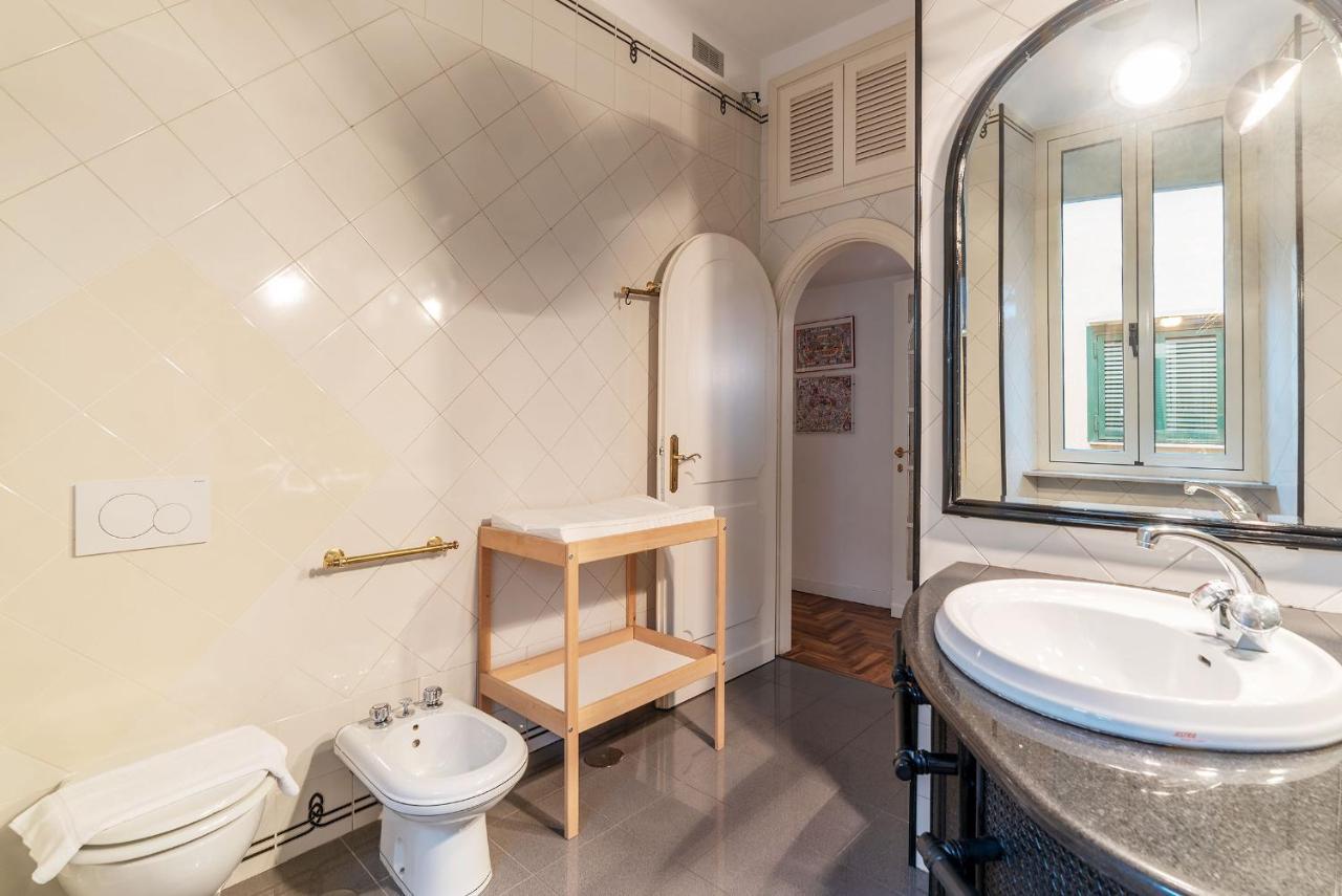 Apartment Casa Isabella Al Colosseo Rome