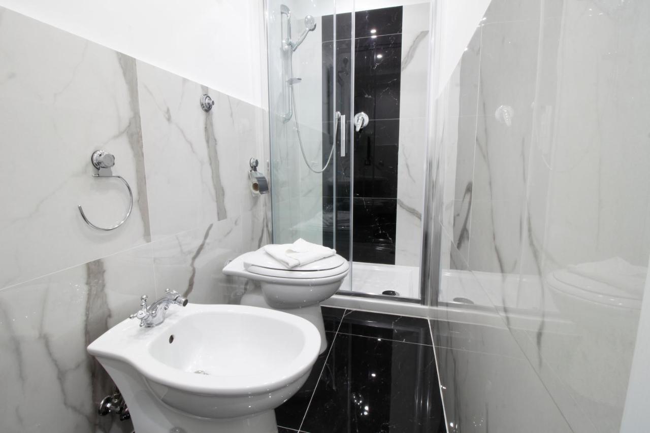 Relais Parlamento Guest house Rome