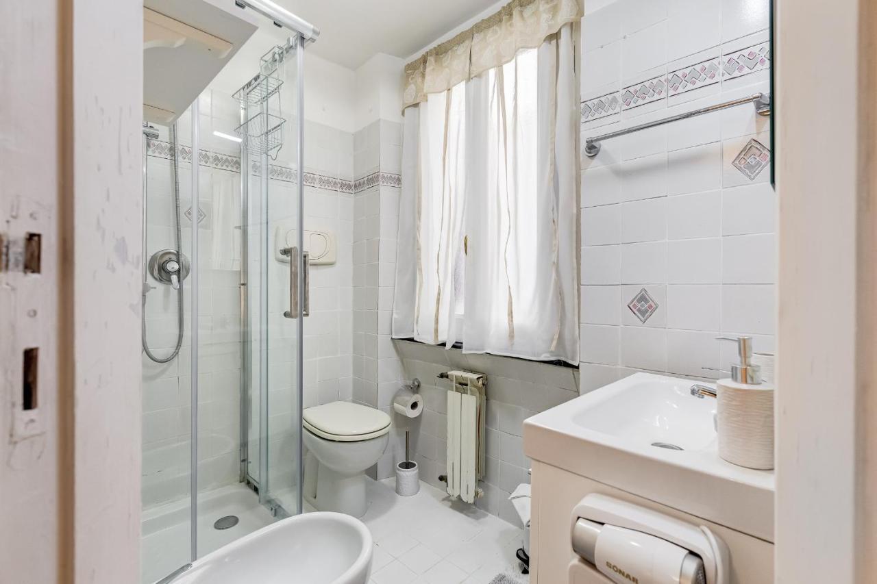 Apartment White Coronari