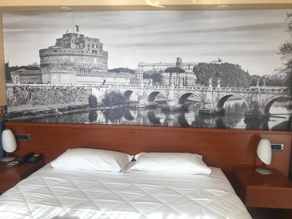 Hotel Ele Green Park Pamphili