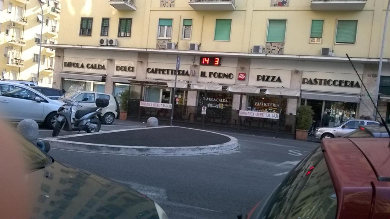 Acomodação com café da manhã  Cosmopolitan Roma