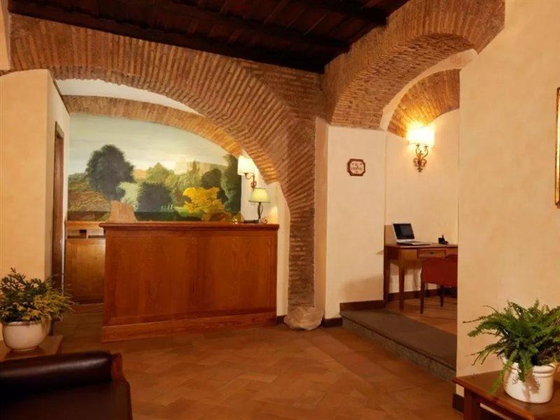 Hotel Residenza San Calisto 3*