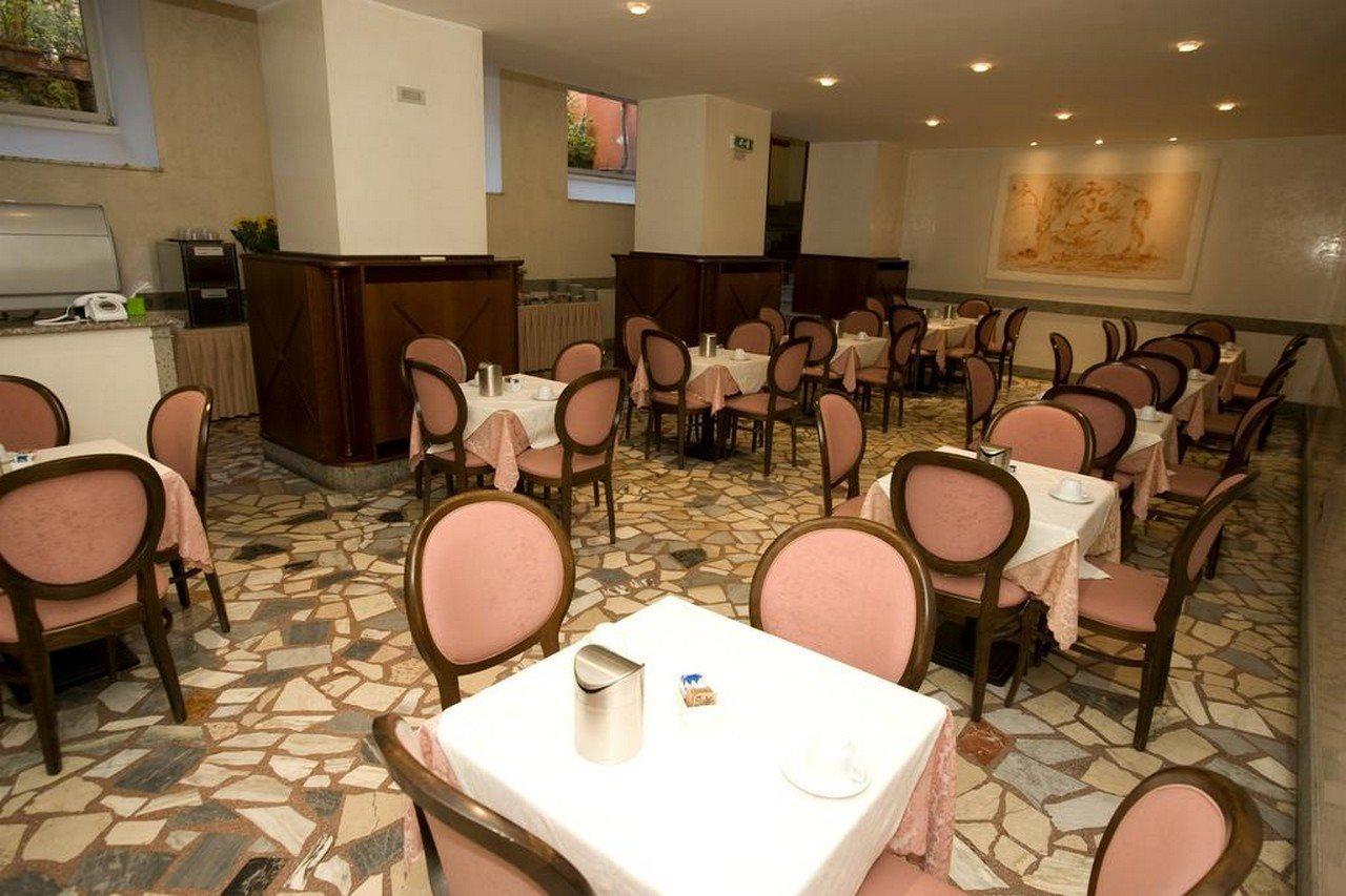 Domus Aventina 3* Rome