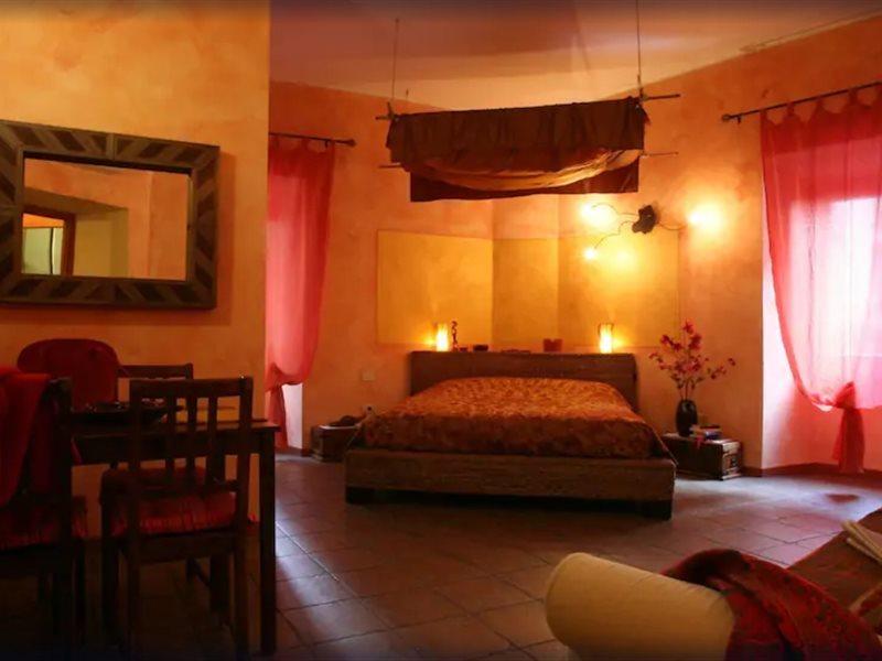 Momi Bed & Breakfast 2*