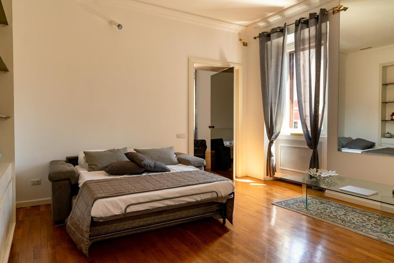 Aparthotel P-rooms & Collection Rome