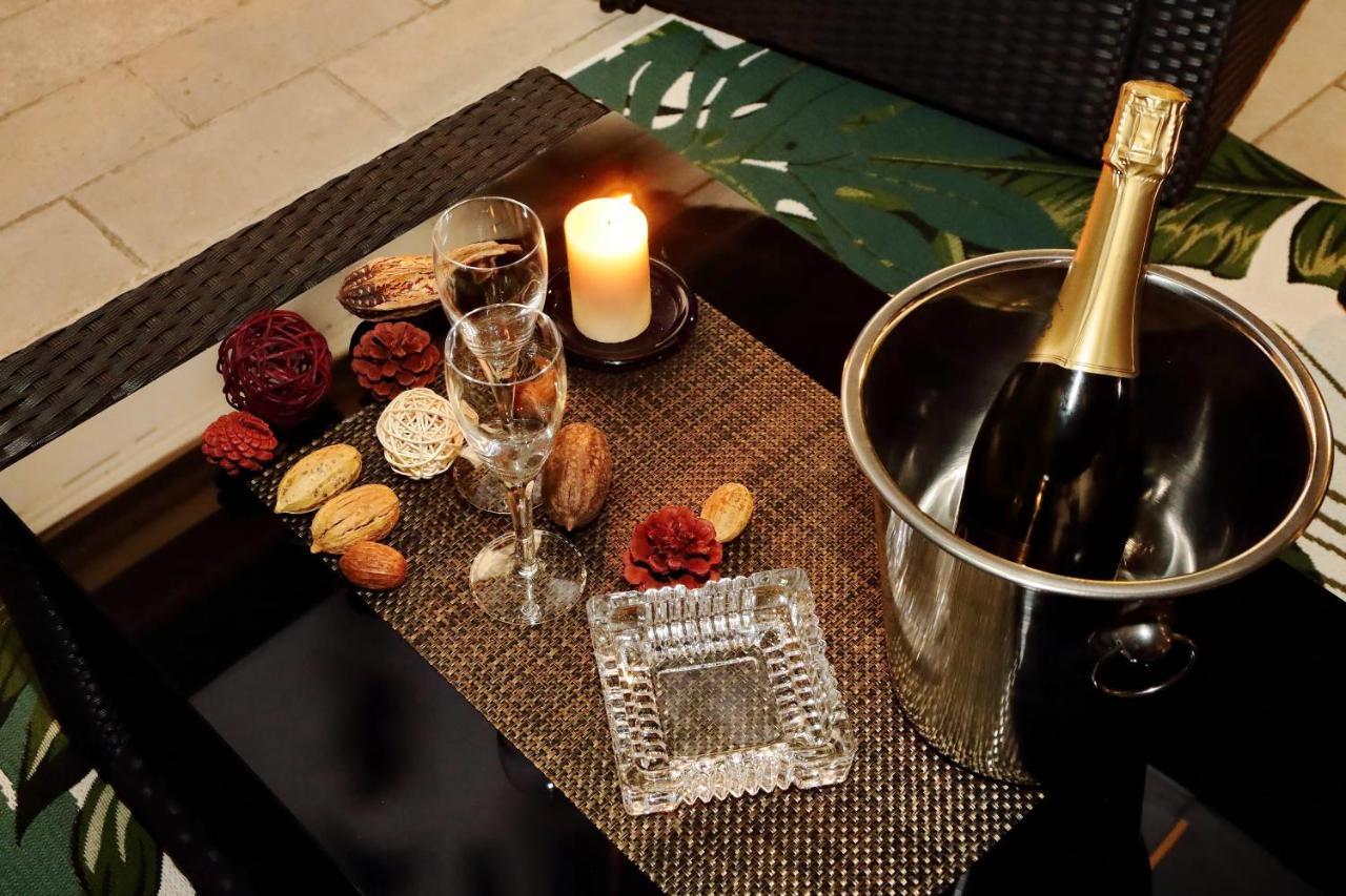 Termini Terrace Couette-café