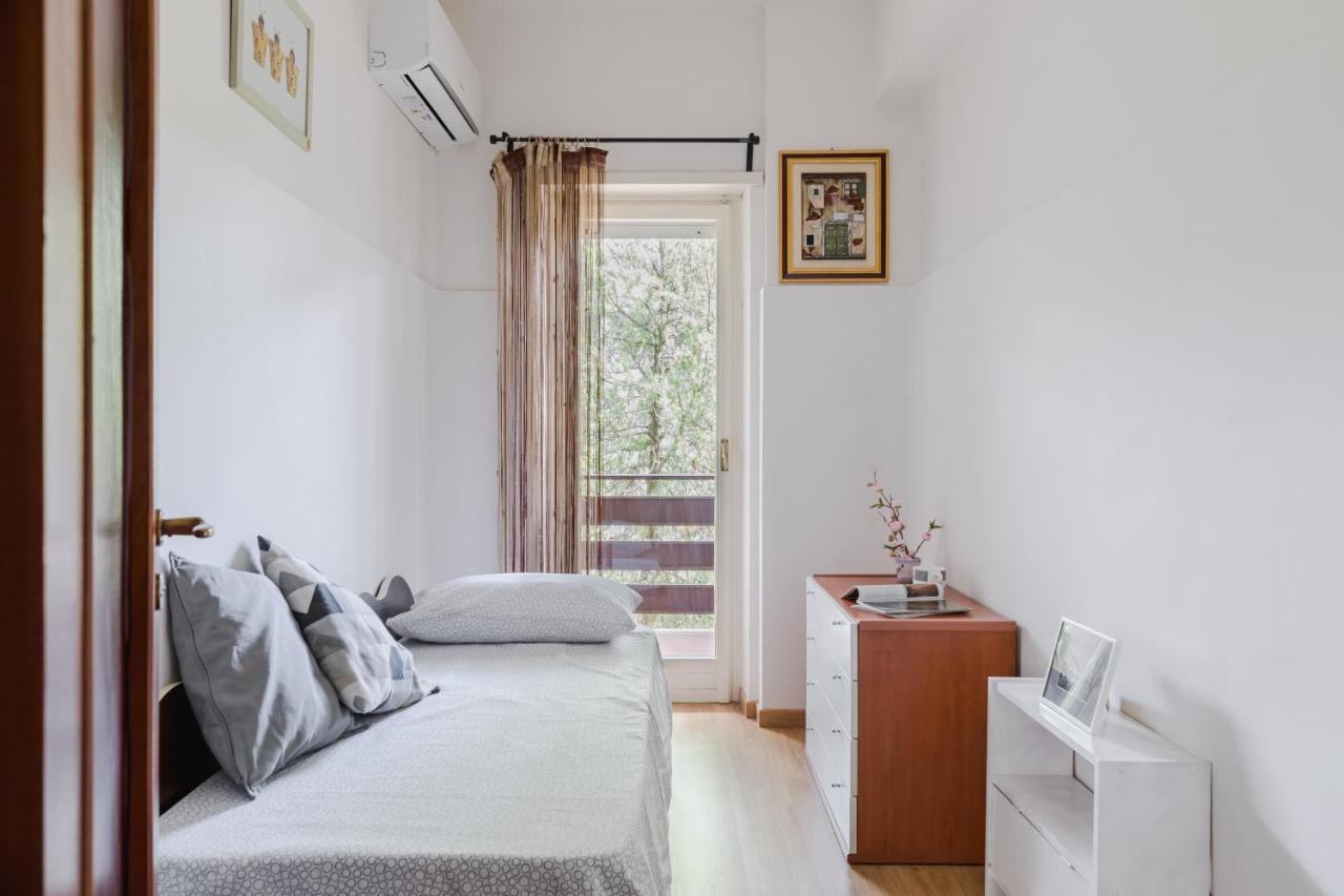Pelizzi Apartment, 5 Persone, 2 Camere, Balcone, Cinecitta * Roma
