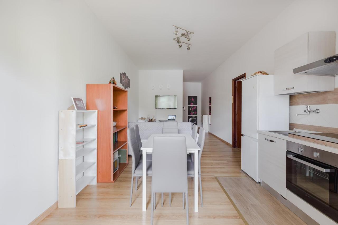 Apartamento Pelizzi Apartment, 5 Persone, 2 Camere, Balcone, Cinecitta