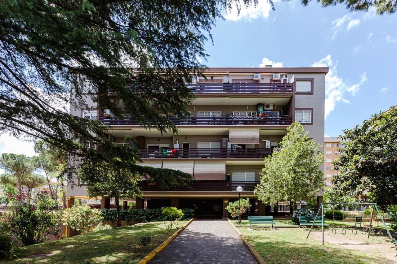 Appartement Pelizzi Apartment, 5 Persone, 2 Camere, Balcone, Cinecitta *