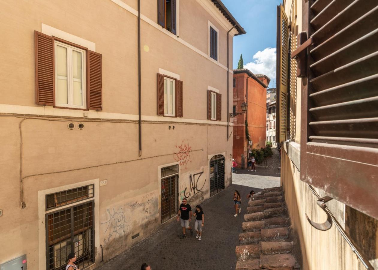 Apartment Vicolo Del Cinque Trastevere Rome